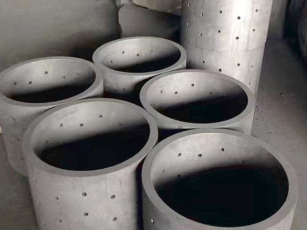 Graphite crucible