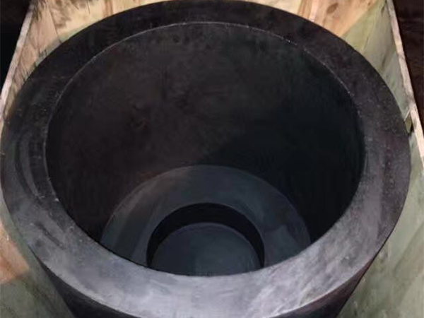 Graphite crucible